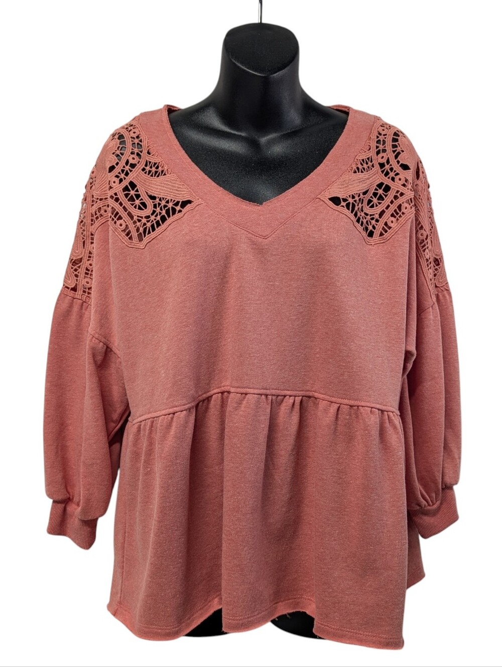 C Est. 1946 Size M Dusty Rose Lace Shoulder Peplum 3/4 Sleeve Top Blouse NWT